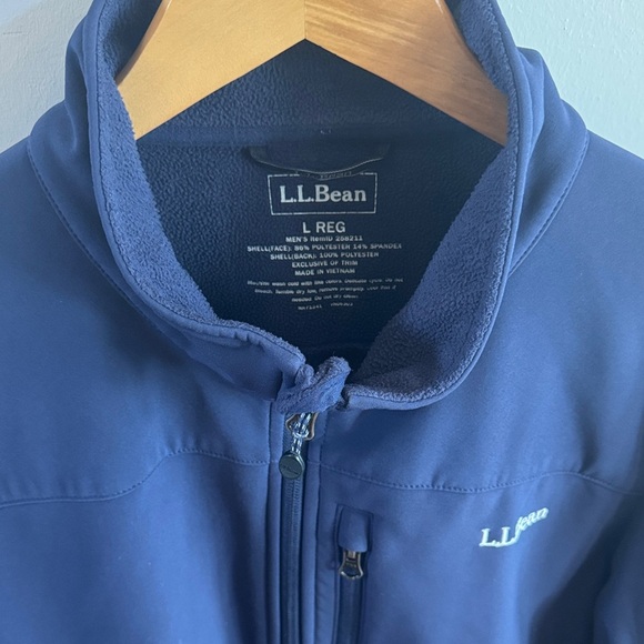 🔵 L.L. Bean Men’s Navy Blue Lined Jacket
Size Large - Picture 2 of 7